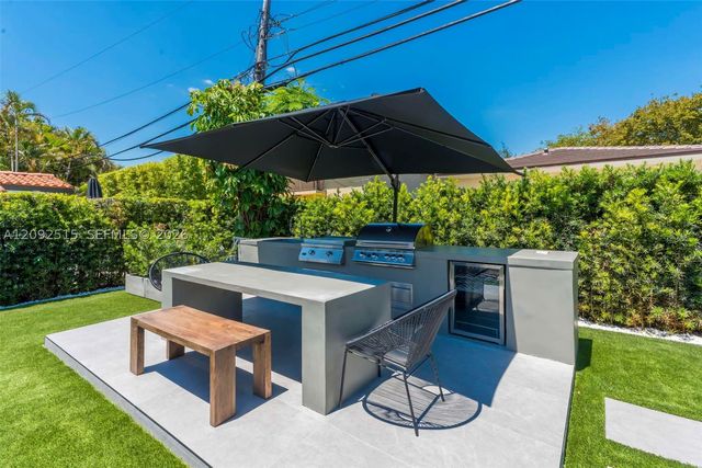 1543 Bird Rd -, Coral Gables, FL 33146