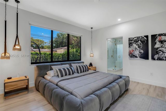 1543 Bird Rd -, Coral Gables, FL 33146