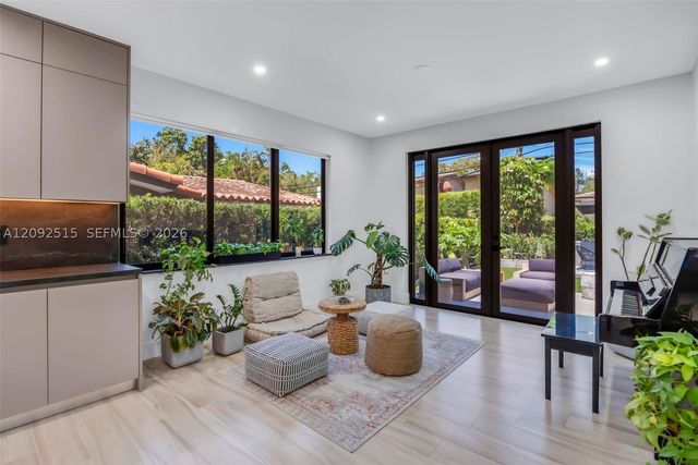 1543 Bird Rd -, Coral Gables, FL 33146