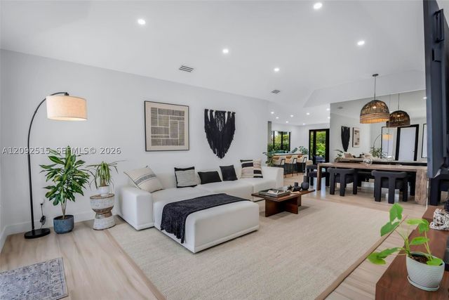 1543 Bird Rd -, Coral Gables, FL 33146