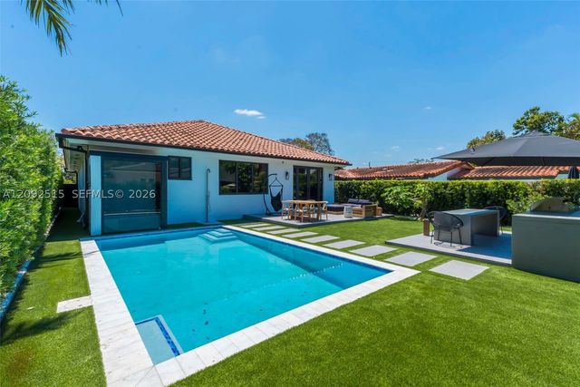 1543 Bird Rd -, Coral Gables, FL 33146