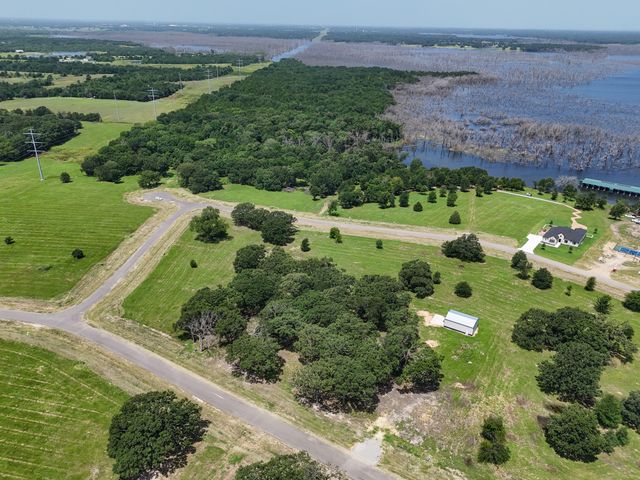 280 Shoreline Drive, Dodd City, TX 75438