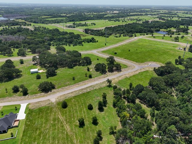 280 Shoreline Drive, Dodd City, TX 75438
