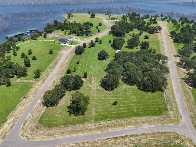280 Shoreline Drive, Dodd City, TX 75438
