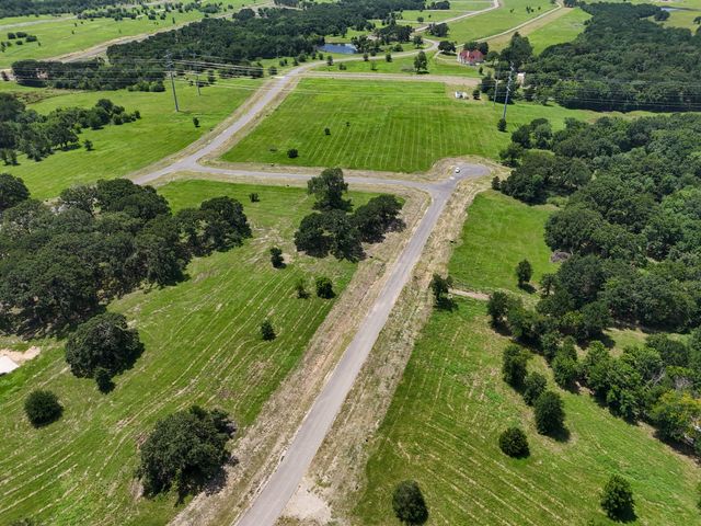 280 Shoreline Drive, Dodd City, TX 75438