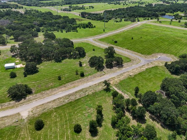 280 Shoreline Drive, Dodd City, TX 75438