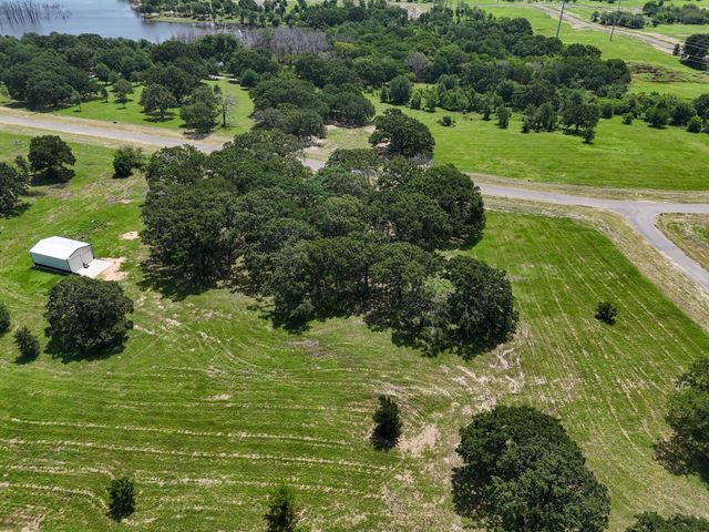 280 Shoreline Drive, Dodd City, TX 75438