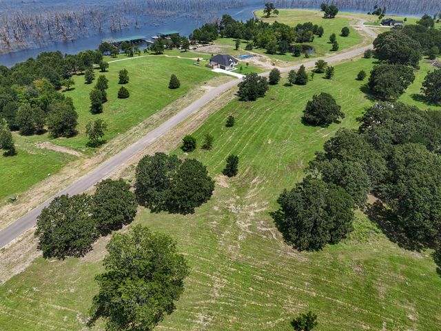 280 Shoreline Drive, Dodd City, TX 75438