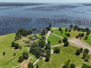 280 Shoreline Drive, Dodd City, TX 75438