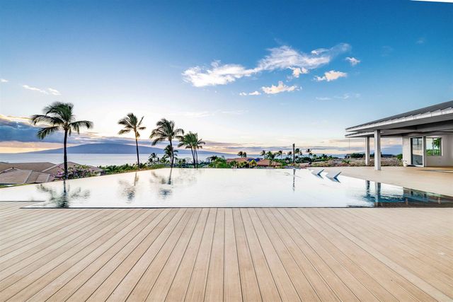 467 Anapuni Loop, Lahaina, HI 96761