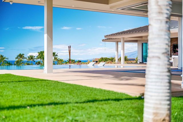 467 Anapuni Loop, Lahaina, HI 96761