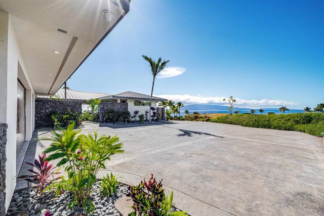 467 Anapuni Loop, Lahaina, HI 96761