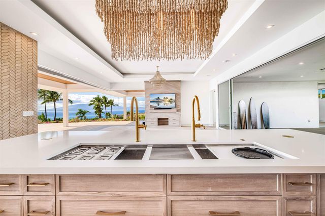 467 Anapuni Loop, Lahaina, HI 96761