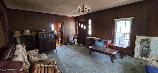 351 Vernon White Road, Winterville, NC 28590