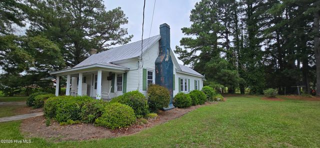 351 Vernon White Road, Winterville, NC 28590