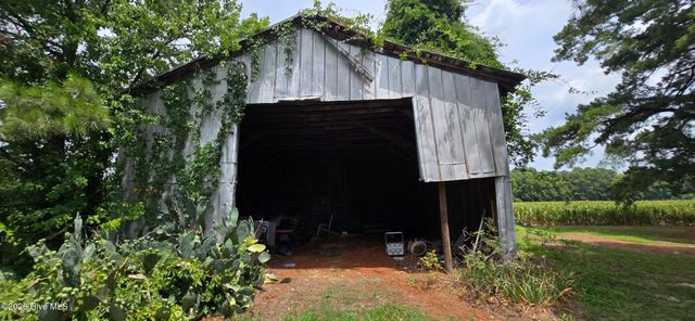 351 Vernon White Road, Winterville, NC 28590