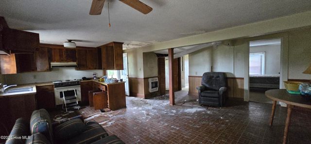 351 Vernon White Road, Winterville, NC 28590