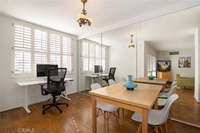 927 N Kings Road 118, West Hollywood, CA 90069