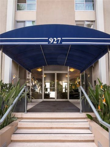 927 N Kings Road 118, West Hollywood, CA 90069