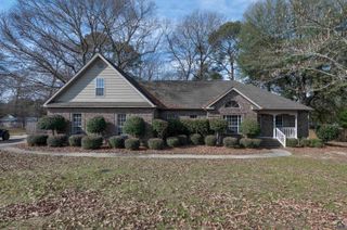 106 Wisteria Drive, Bonaire, GA 31005