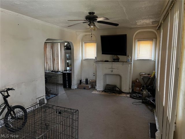 12000 Holborn Avenue, Cleveland, OH 44105