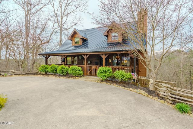 839 W Gold Dust, Pigeon Forge, TN 37863