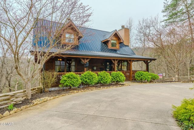 839 W Gold Dust, Pigeon Forge, TN 37863