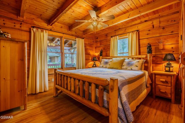 839 W Gold Dust, Pigeon Forge, TN 37863