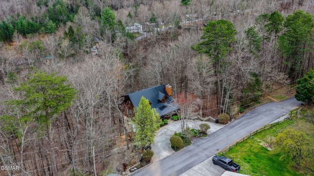 839 W Gold Dust, Pigeon Forge, TN 37863