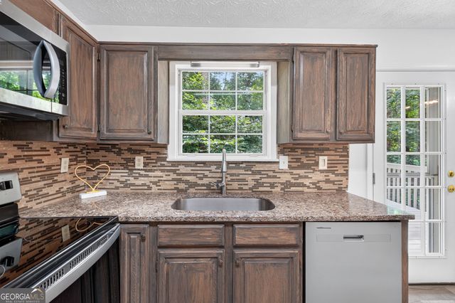 4791 Cedar Drive, Loganville, GA 30052