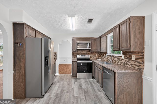 4791 Cedar Drive, Loganville, GA 30052