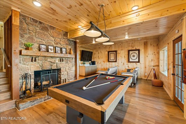 1427 Nordic Drive, Gatlinburg, TN 37738