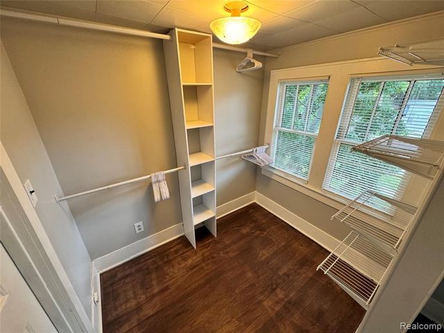 1202 Pershing Street, Flint, MI 48503