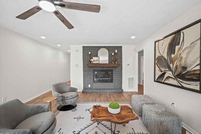 13711 Cologne Drive, Houston, TX 77065