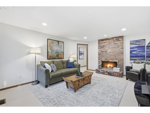 13821 Sw ASHBURY Ln, Portland, OR 97223