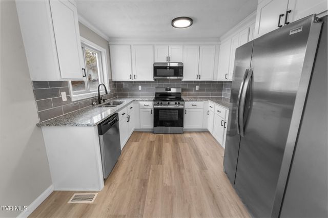 130 Utah Street, Bristol, VA 24201