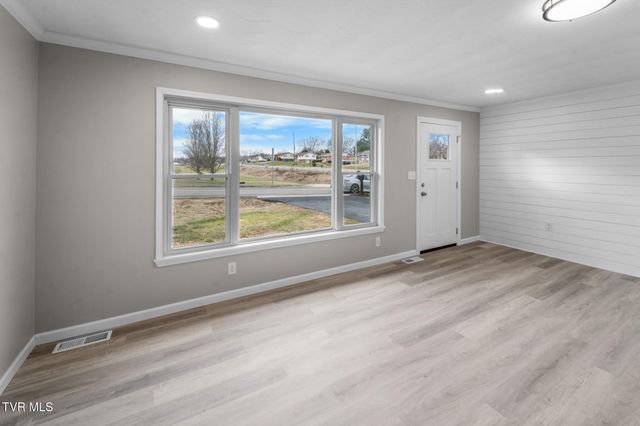 130 Utah Street, Bristol, VA 24201