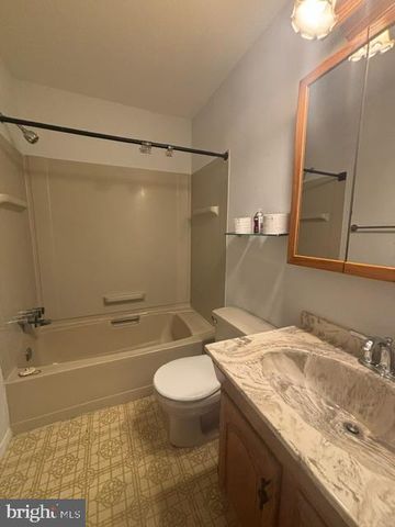 7997 NOLCREST RD, Glen Burnie, MD 21061