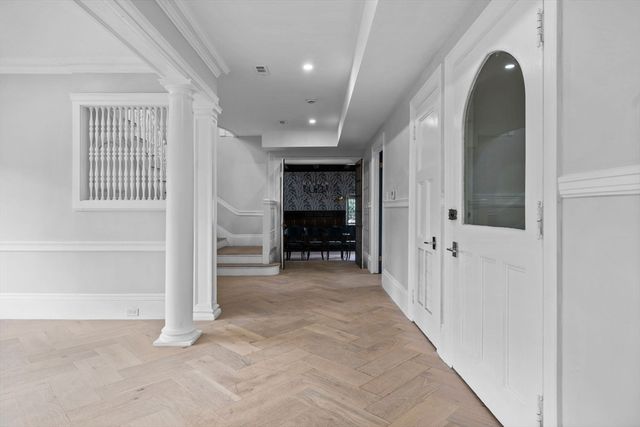 476 Heath Street, Brookline, MA 02467