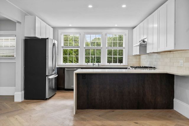 476 Heath Street, Brookline, MA 02467
