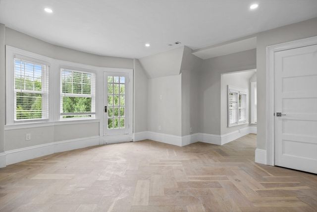 476 Heath Street, Brookline, MA 02467