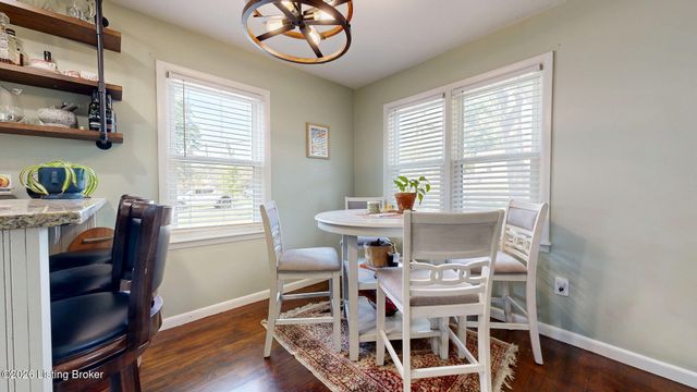 2300 Parkwood Rd, Louisville, KY 40214