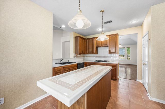 15207 Flameleaf Gardens Court, Cypress, TX 77433