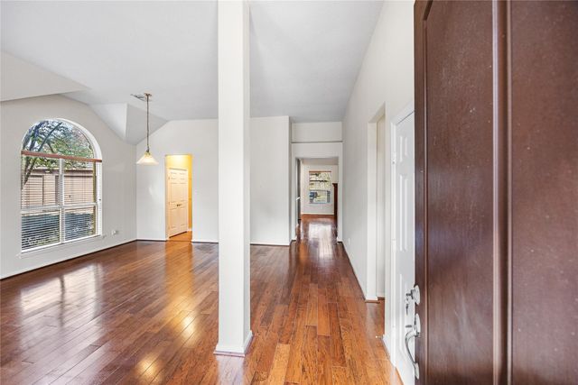 15207 Flameleaf Gardens Court, Cypress, TX 77433