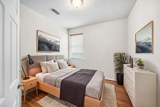 15207 Flameleaf Gardens Court, Cypress, TX 77433