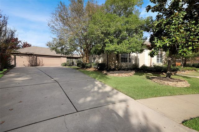 15207 Flameleaf Gardens Court, Cypress, TX 77433