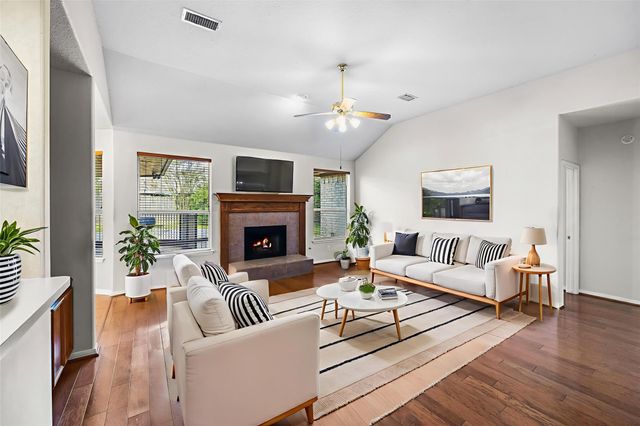 15207 Flameleaf Gardens Court, Cypress, TX 77433