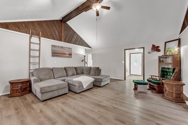 1651 W Lindberg Street, Springfield, MO 65807