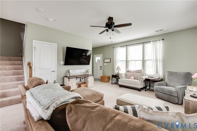 16524 Thornapple Aly, Moseley, VA 23120