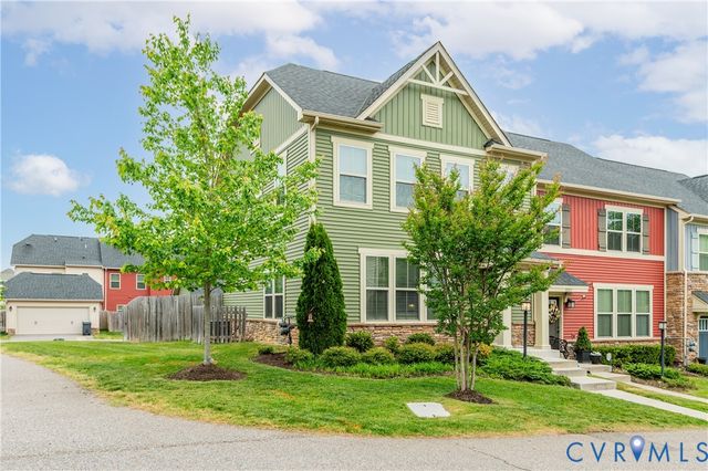 16524 Thornapple Aly, Moseley, VA 23120